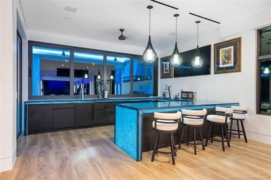 Tee Off in Paradise. New oceanfront & golf dream home in - photo 20