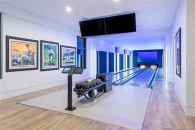 Tee Off in Paradise. New oceanfront & golf dream home in - photo 21