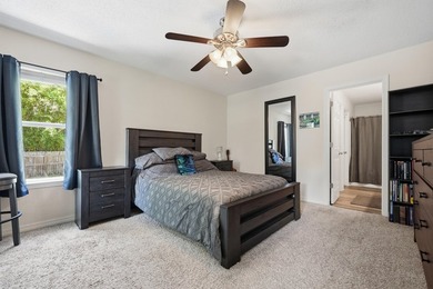 Welcome to this beautifully maintained 3BR/2BA home offering - photo 23
