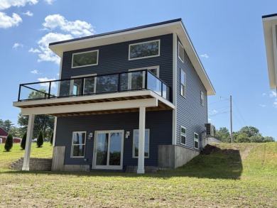 (pending lake) Condo For Sale in Limerick Maine