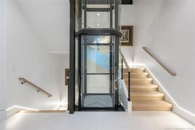 Tee Off in Paradise. New oceanfront & golf dream home in - photo 32
