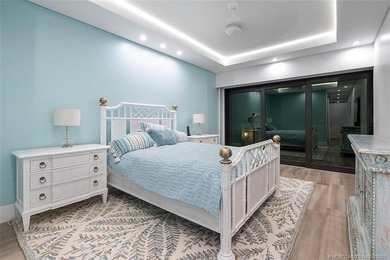 Tee Off in Paradise. New oceanfront & golf dream home in - photo 33