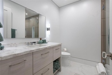 Tee Off in Paradise. New oceanfront & golf dream home in - photo 36