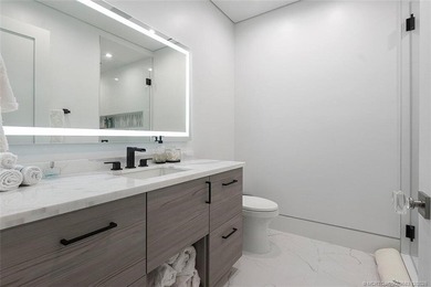 Tee Off in Paradise. New oceanfront & golf dream home in - photo 38