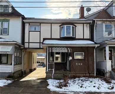 Allegheny River Home For Sale in Tarentum Pennsylvania