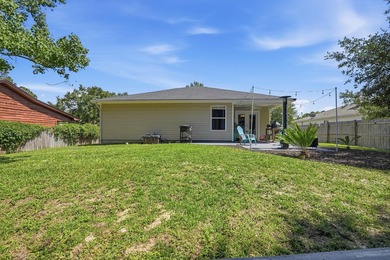 Welcome to this beautifully maintained 3BR/2BA home offering - photo 45