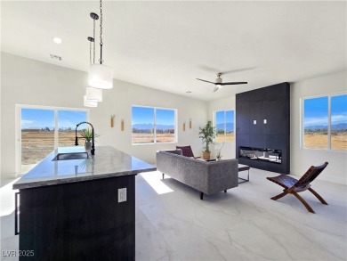 Brand New 2025 Custom Home! Beautiful 3 bed, 2.5 bath home on