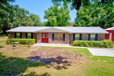 Lake Home For Sale in Lake Placid, Florida