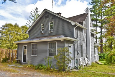 Lake Naomi Home For Sale in Pocono Pines Pennsylvania
