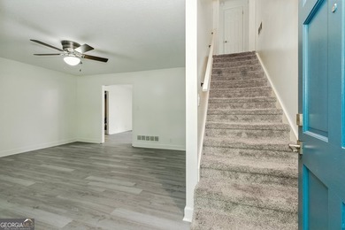 Fully remodeled and move-in ready, this impressive 5-bedroom, 3 - photo 12