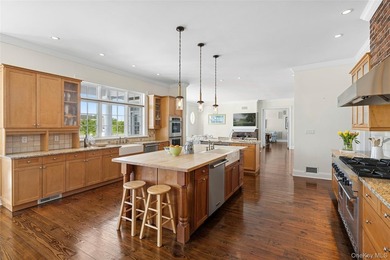 Westhampton Beach Waterfront Estate w/Dock Welcome to 101 Jessup - photo 15