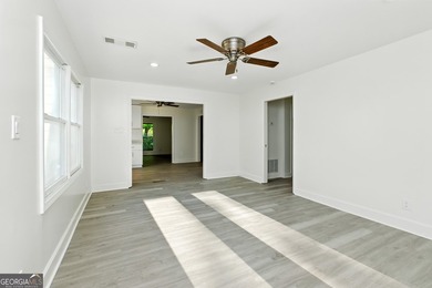 Fully remodeled and move-in ready, this impressive 5-bedroom, 3 - photo 23