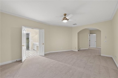 A private cul-de-sac setting on a spring-fed, seven-acre pond - photo 31