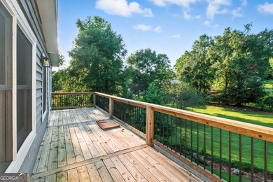 Fully remodeled and move-in ready, this impressive 5-bedroom, 3 - photo 31