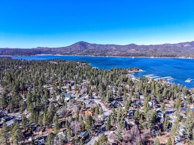Charming Mountain Retreat with Rustic Character! This inviting - photo 42