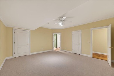 A private cul-de-sac setting on a spring-fed, seven-acre pond - photo 46