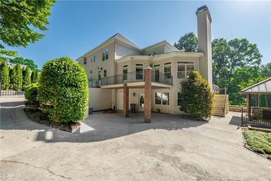 A private cul-de-sac setting on a spring-fed, seven-acre pond - photo 48