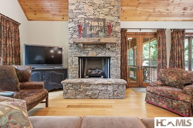 A classic mountain sanctuary nestled within the exclusive Bear - photo 50