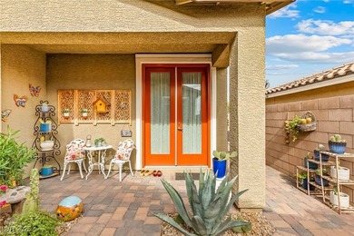 Welcome to this charming single-family home, thoughtfully - photo 3
