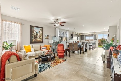 Welcome to this charming single-family home, thoughtfully - photo 6