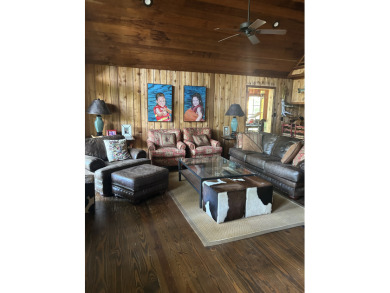Wonderful Lakehouse on the best part of Big Cypress  on Caddo Lak - photo 4