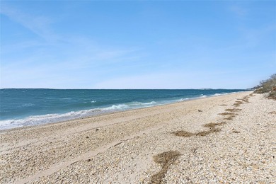 A rare dual-waterfront opportunity in Southampton, this unique - photo 14