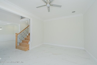 435 Brighton St. is the serene setting for this absolutely - photo 14