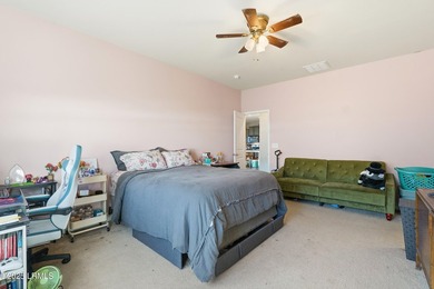 Get ready to fall in love with this cheerful and totally move-in - photo 16