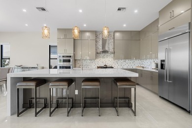 Welcome to this exceptional waterfront residence in Solana Bay - photo 5