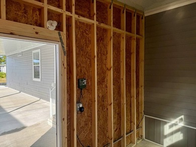 This new Skyline champion home is a 3 bed/2 bath. This home has - photo 7
