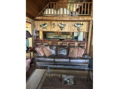 Wonderful Lakehouse on the best part of Big Cypress  on Caddo Lak - photo 3