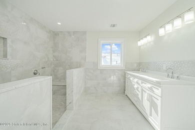 435 Brighton St. is the serene setting for this absolutely - photo 46