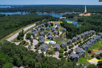 Amazing luxury condo perfectly located in the highly desirable - photo 7