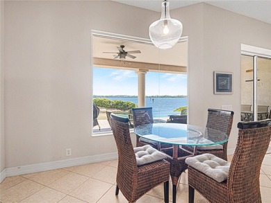 Welcome to an exceptional waterfront estate, gracefully - photo 15