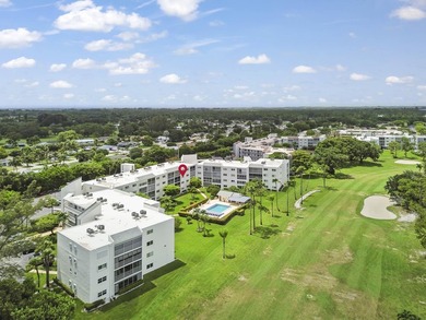 Welcome to this charming 2-bedroom, 2-bathroom condominium - photo 17