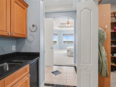 Welcome to an exceptional waterfront estate, gracefully - photo 19