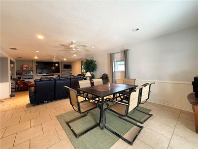 Welcome to laid-back Texas coastal living where fishing, boating - photo 24
