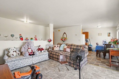 Nice 4-Plex located on a quiet cul-de-sac street in a central - photo 4
