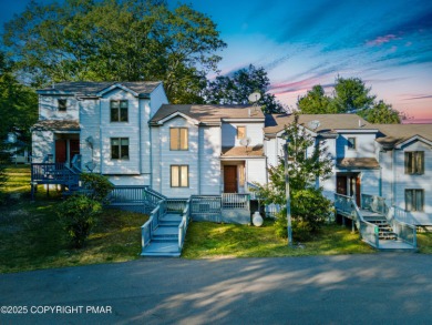 Lake Townhome/Townhouse For Sale in Lake Harmony, Pennsylvania