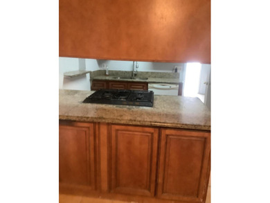Location! Location! Location! Enjoy a freshly painted interior - photo 15