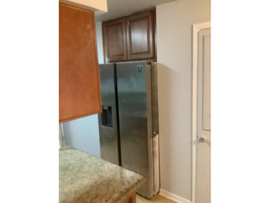Location! Location! Location! Enjoy a freshly painted interior - photo 19