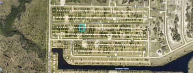 Lot of sale in the NW of Cape Coral, don't miss this amazing - photo 2