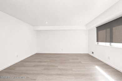 Welcome to this beautifully renovated, oversized semi-attached - photo 22