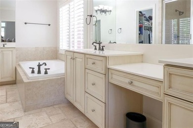 Premier Location in The Fairways! Welcome to a one-of-a-kind - photo 26