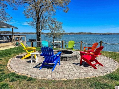 RARE opportunity on the main channel of Kentucky Lake! This - photo 2