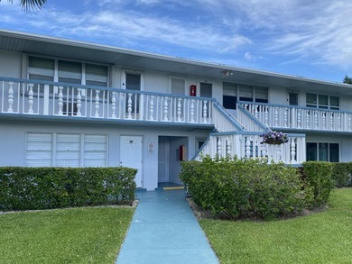 Century Village Lake Condo For Sale in West Palm Beach Florida