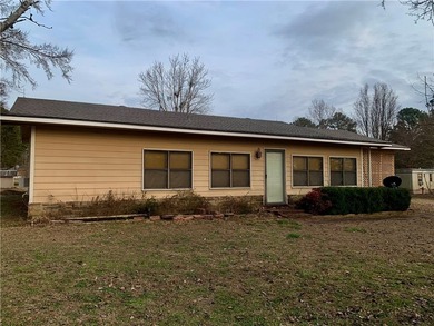 Charming 3-bedroom, 2-bath home situated on a full 1-acre fully - photo 2