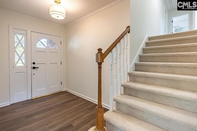 Beautifully updated 4br/3.5ba tri-level home in Coldstream with - photo 3
