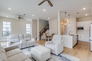 Welcome to your dream home! This 2-story cottage boasts 3 - photo 13