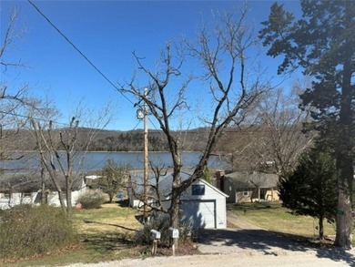 Welcome to your perfect Lake of the Ozarks escape at the 69-mile - photo 14